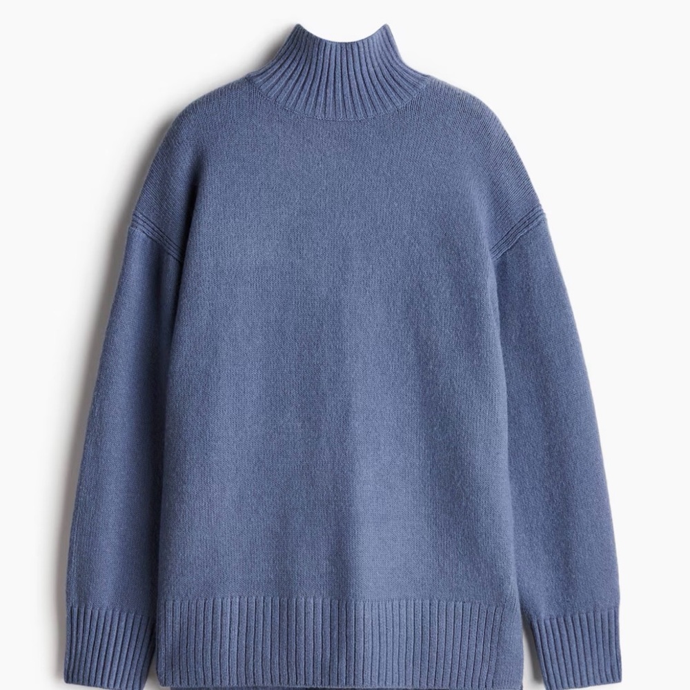 NWT H&M oversized turtleneck sweater